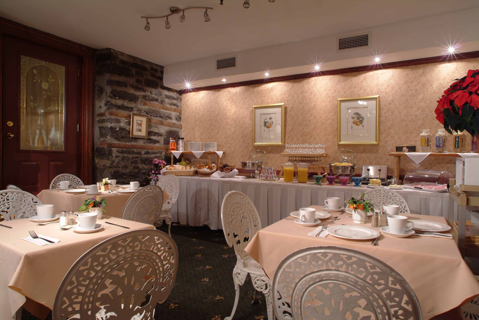 Auberge Le Jardin D'Antoine มอนทรีอัล ร้านอาหาร รูปภาพ