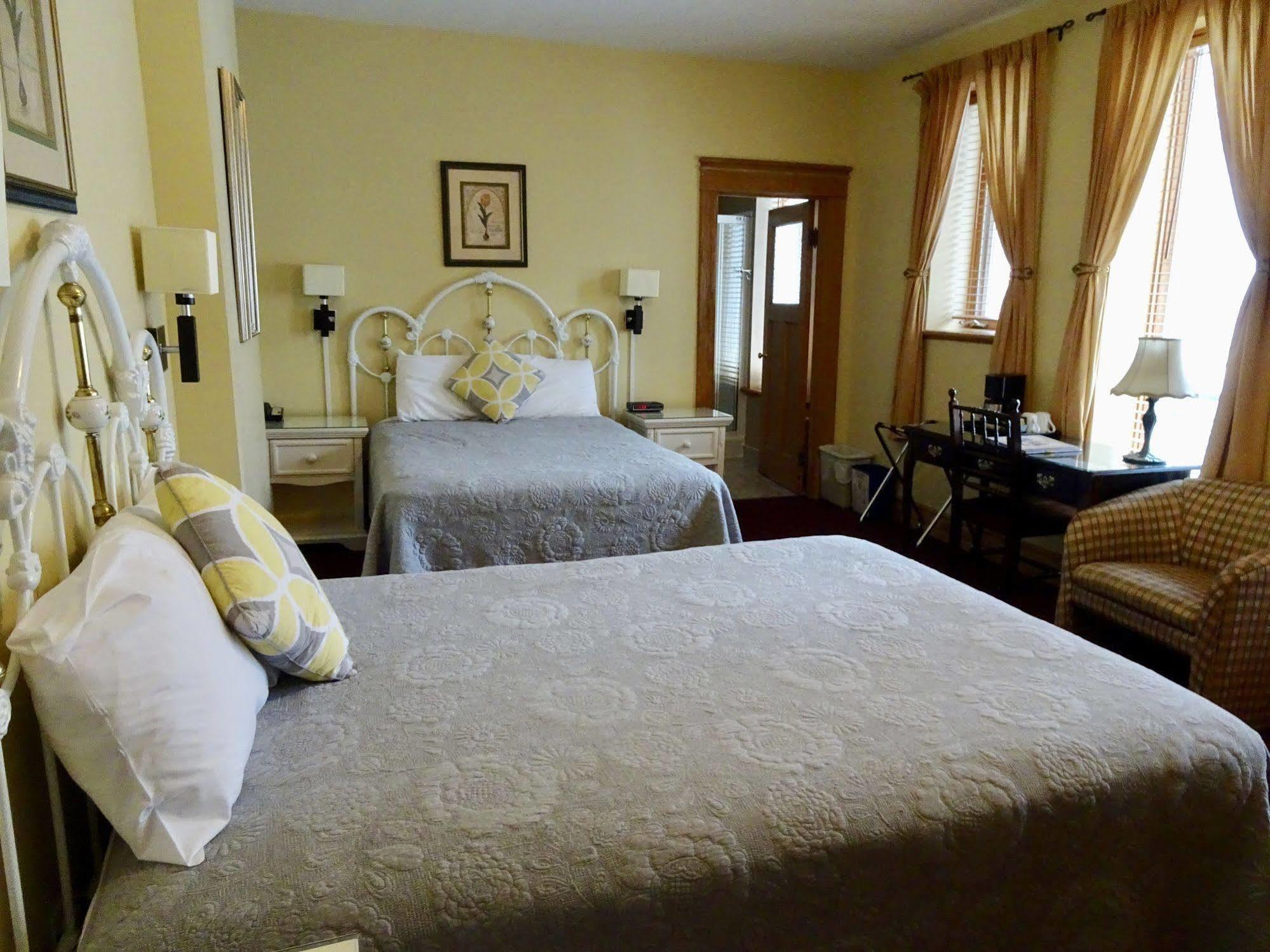 Auberge Le Jardin D'Antoine มอนทรีอัล ภายนอก รูปภาพ
