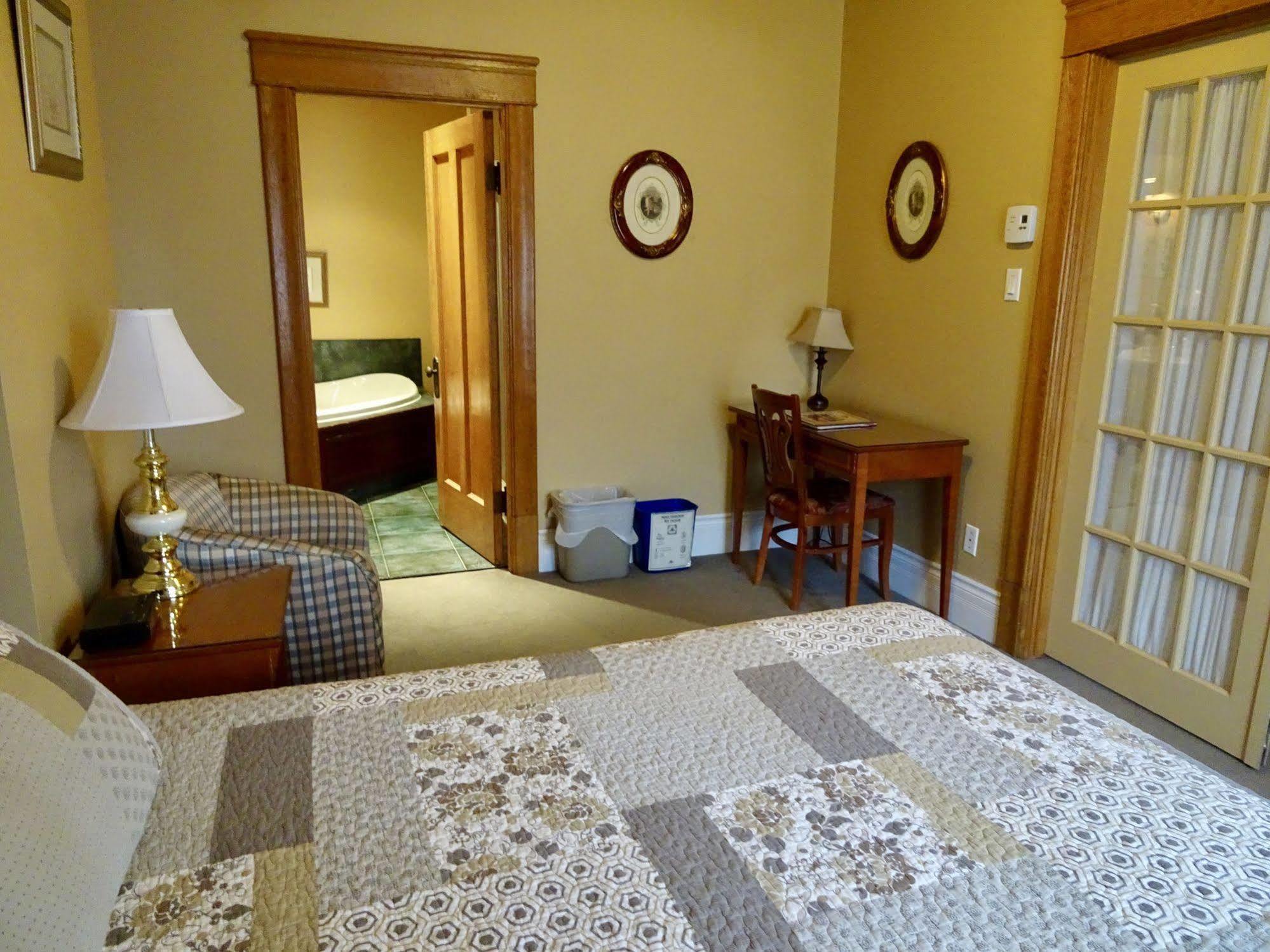 Auberge Le Jardin D'Antoine มอนทรีอัล ภายนอก รูปภาพ