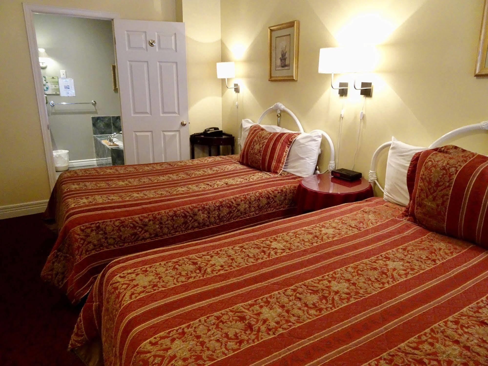 Auberge Le Jardin D'Antoine มอนทรีอัล ภายนอก รูปภาพ