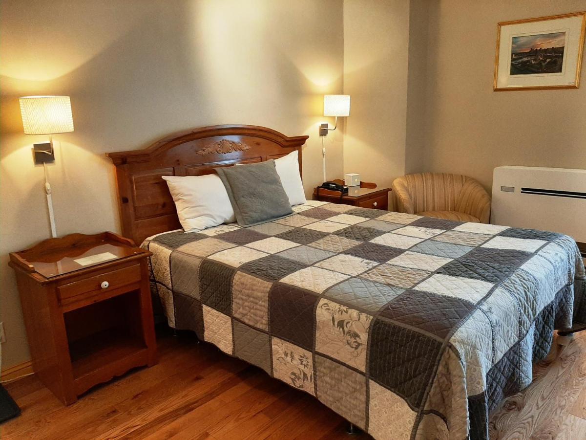 Auberge Le Jardin D'Antoine มอนทรีอัล ภายนอก รูปภาพ
